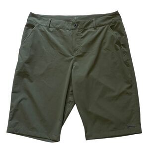 Pearl Izumi Olive Green Lightweight Shorts, size 36
